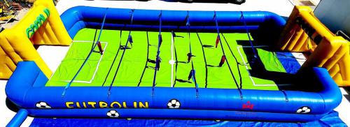 Futbolín humano
